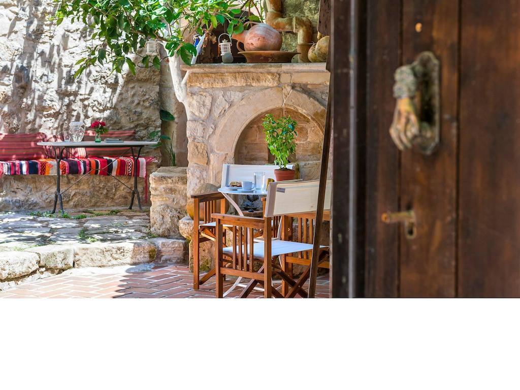 Meronas Eco House Room photo