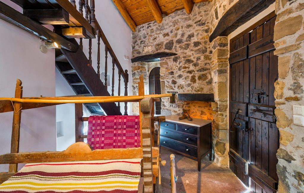 Meronas Eco House Room photo